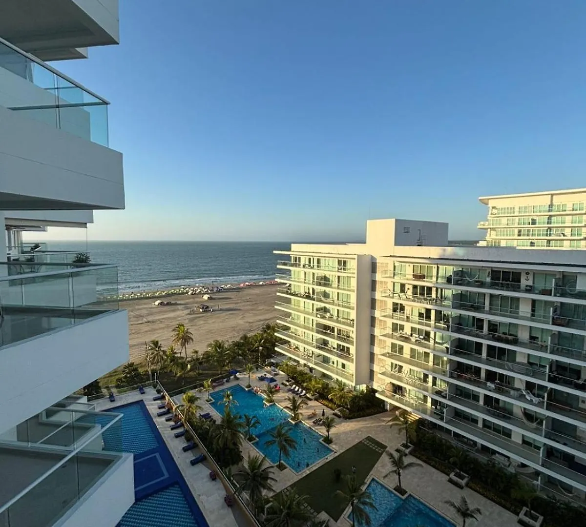 Cartagena Beachfront Apartment 0*,